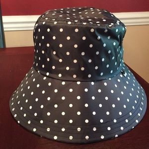 🆕 Women’s Totes Rain Hat